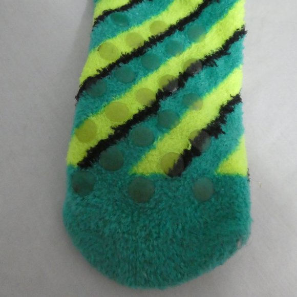 Super Soft Socks With Traction Bottoms and star eyes BNWOT - Picture 7 of 10